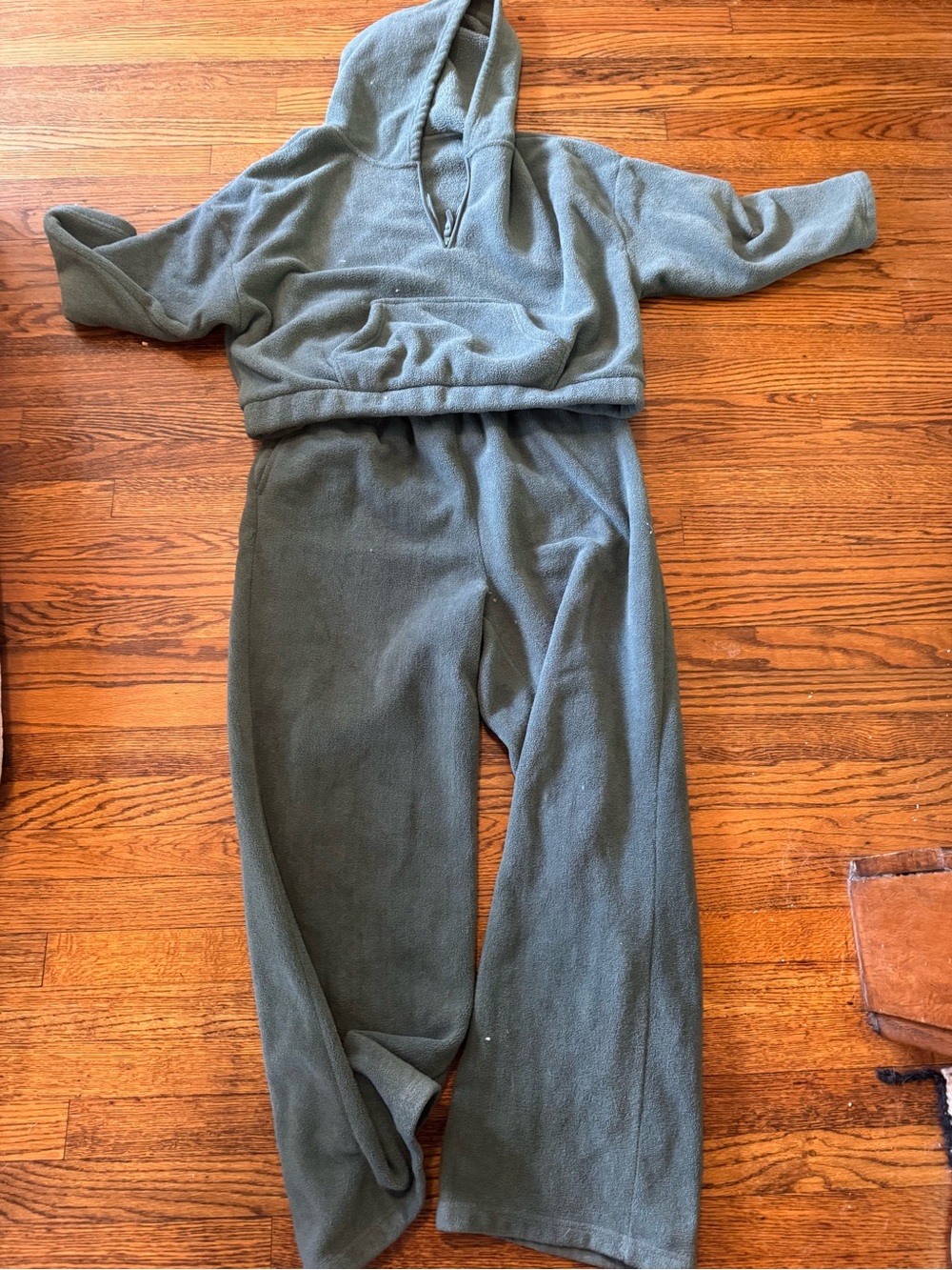 ASOS  Green Fleece Hooded Sweatshirt and Pants Set